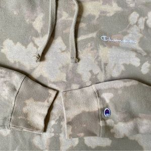 Champion Bleach Dyed Beige Cropped Hoodie